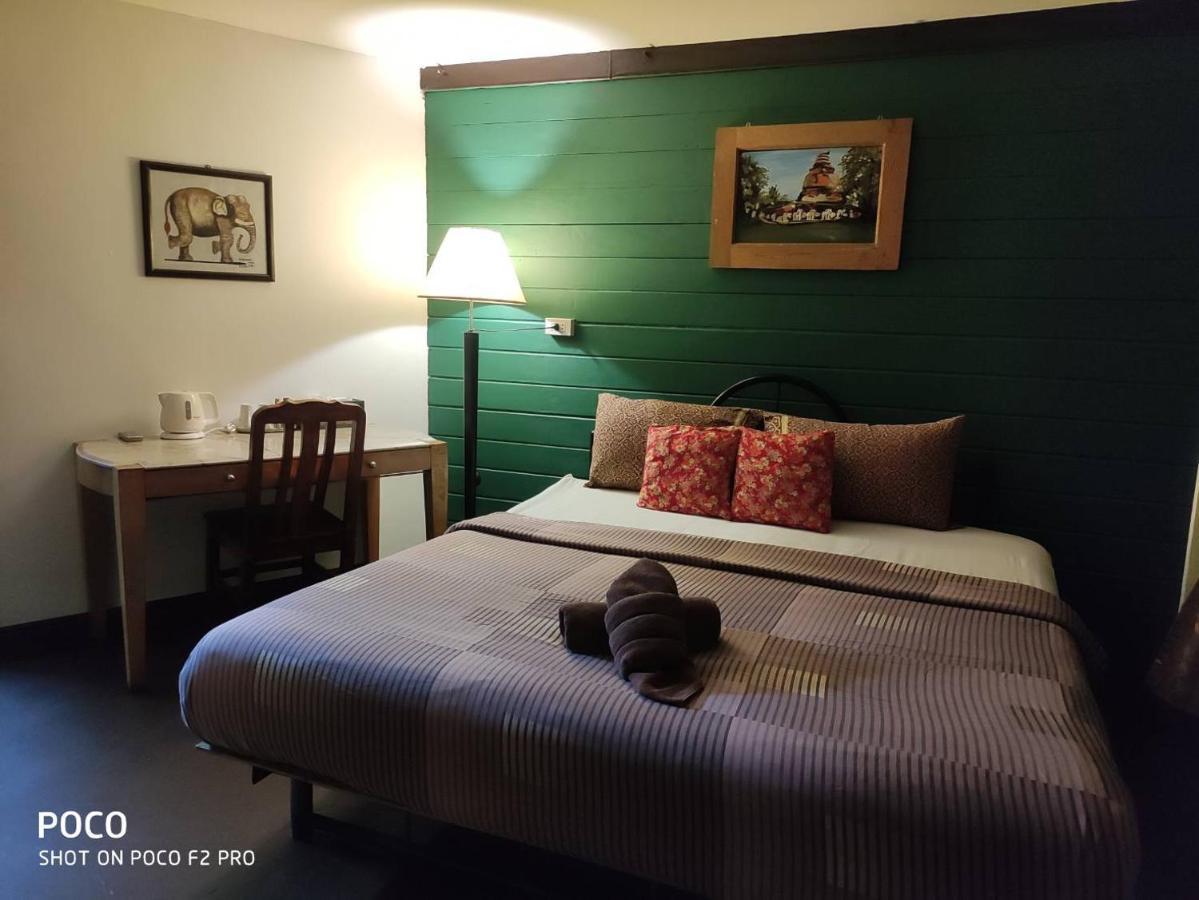 Tamarind Guesthouse Phra Nakhon Si Ayutthaya Zewnętrze zdjęcie