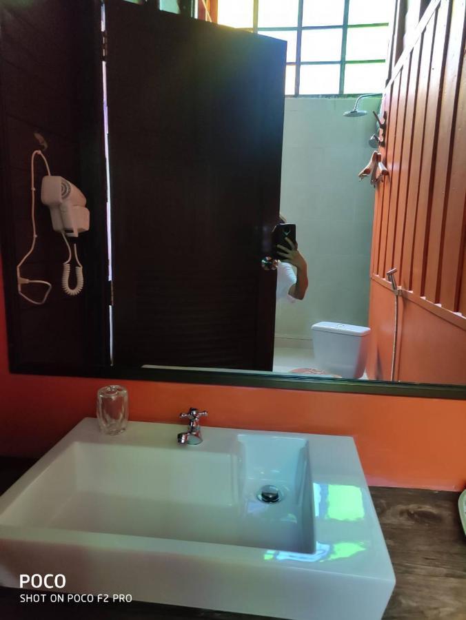 Tamarind Guesthouse Phra Nakhon Si Ayutthaya Zewnętrze zdjęcie