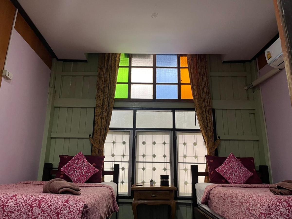 Tamarind Guesthouse Phra Nakhon Si Ayutthaya Zewnętrze zdjęcie